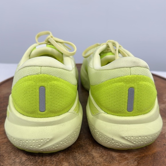 Brooks Shoes Mens 11 D Adrenaline GTS 24 Bright Yellow Green Running Sneakers main image 5